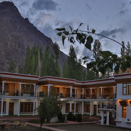 Hotel Nubra Residency Charāsa Extérieur photo
