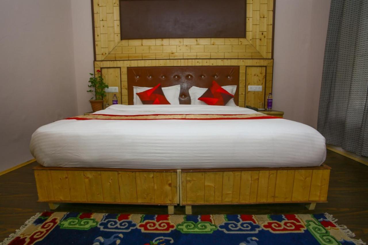 Hotel Nubra Residency Charāsa Extérieur photo