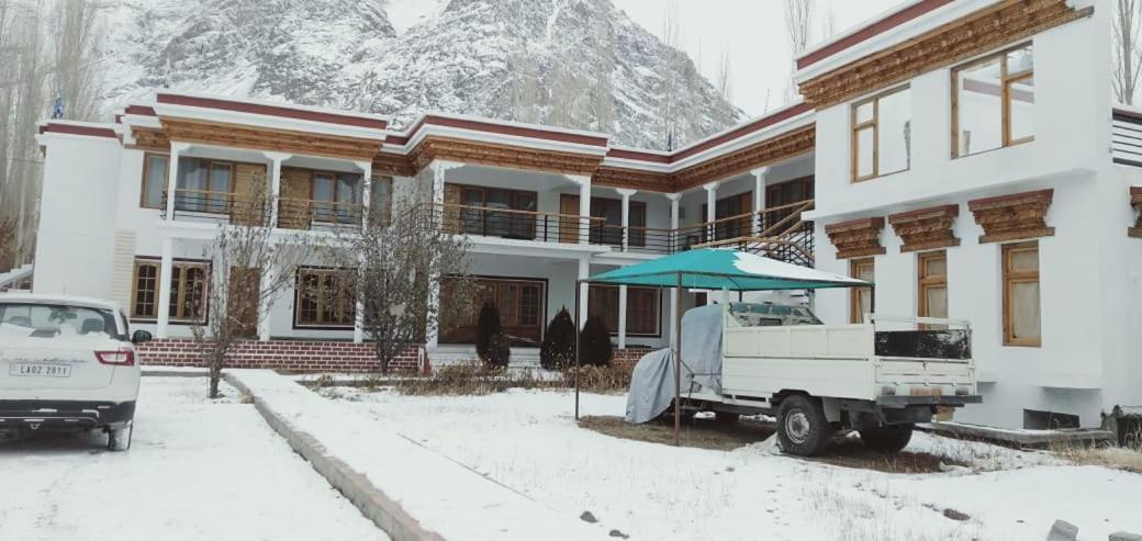 Hotel Nubra Residency Charāsa Extérieur photo